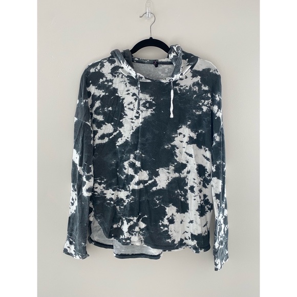 Betsey Johnson Tops - Betsy Johnson Tie-dye Top